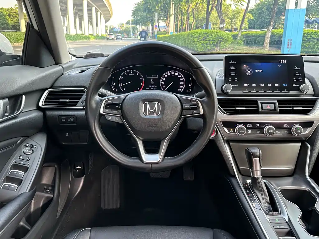 Honda Accord — миниатюра 5