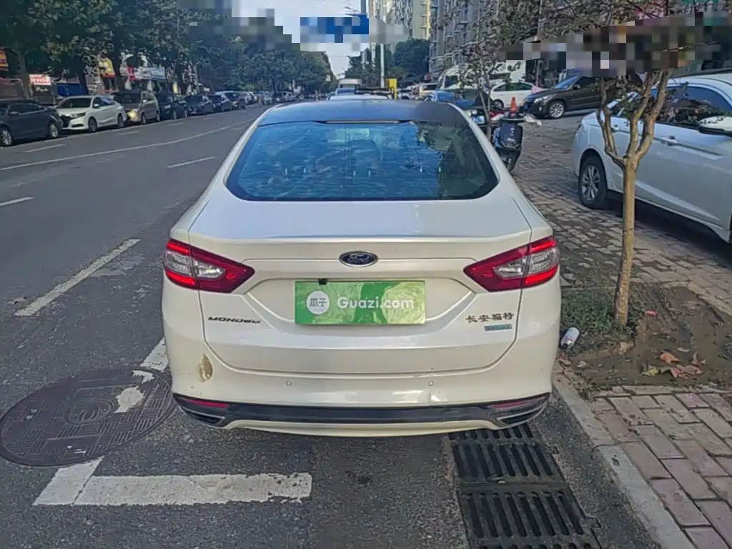 Ford Mondeo — миниатюра 6