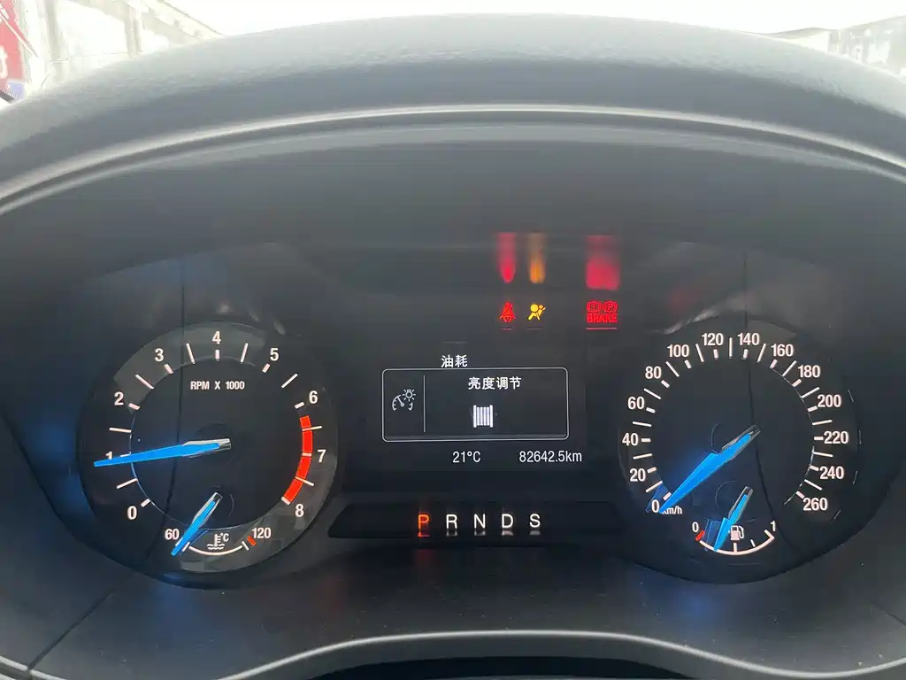 Ford Mondeo — миниатюра 4
