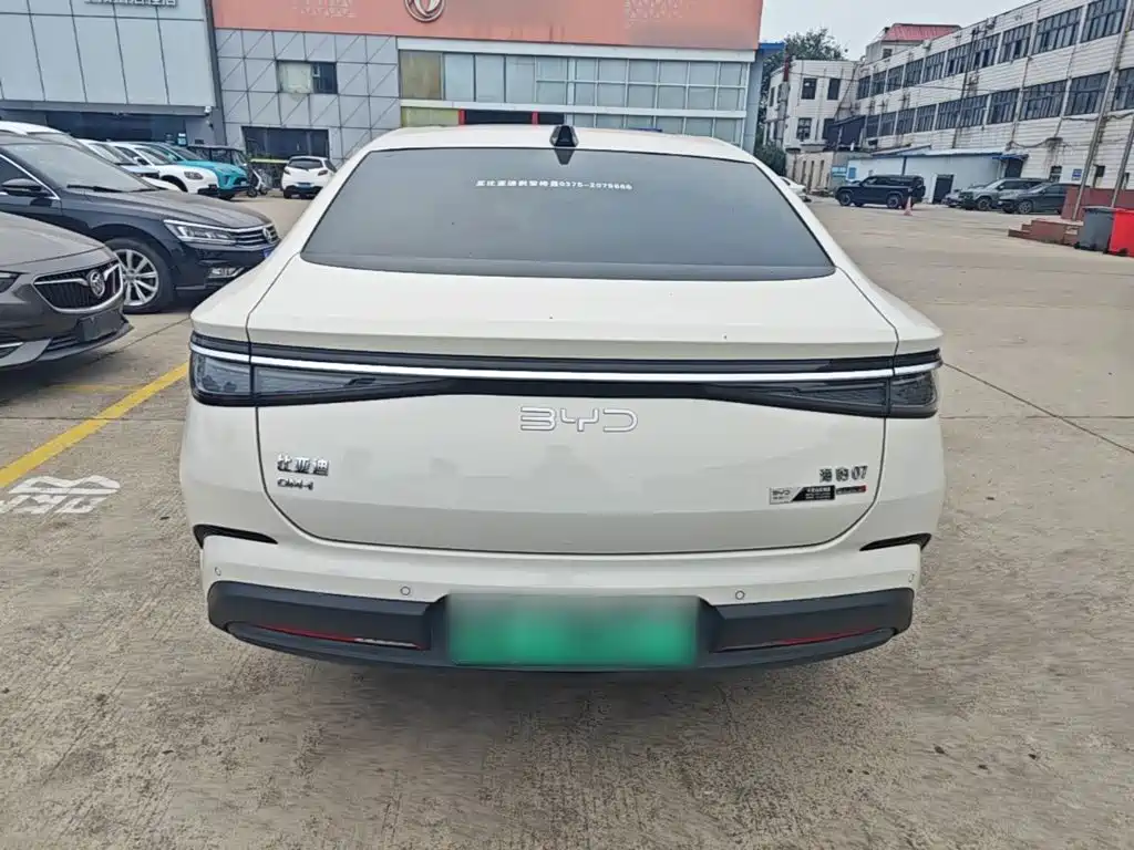 BYD Seal 07 DM-i — миниатюра 6