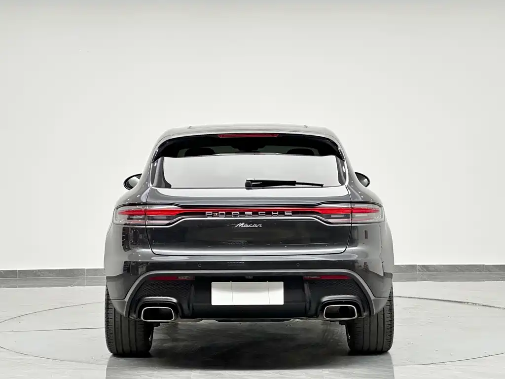 Porsche Macan — миниатюра 7