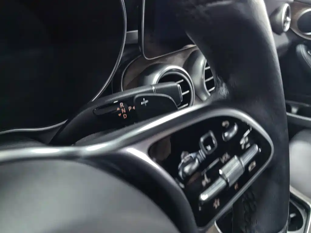 Mercedes-Benz GLC — миниатюра 30