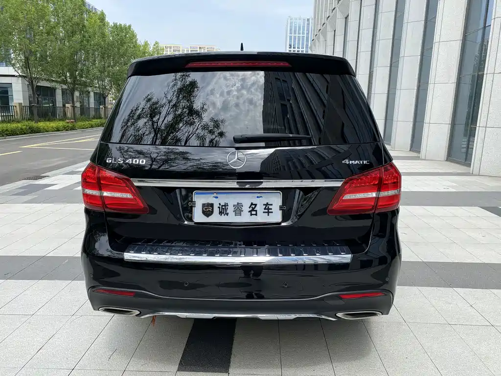 Mercedes-Benz GLS — миниатюра 8