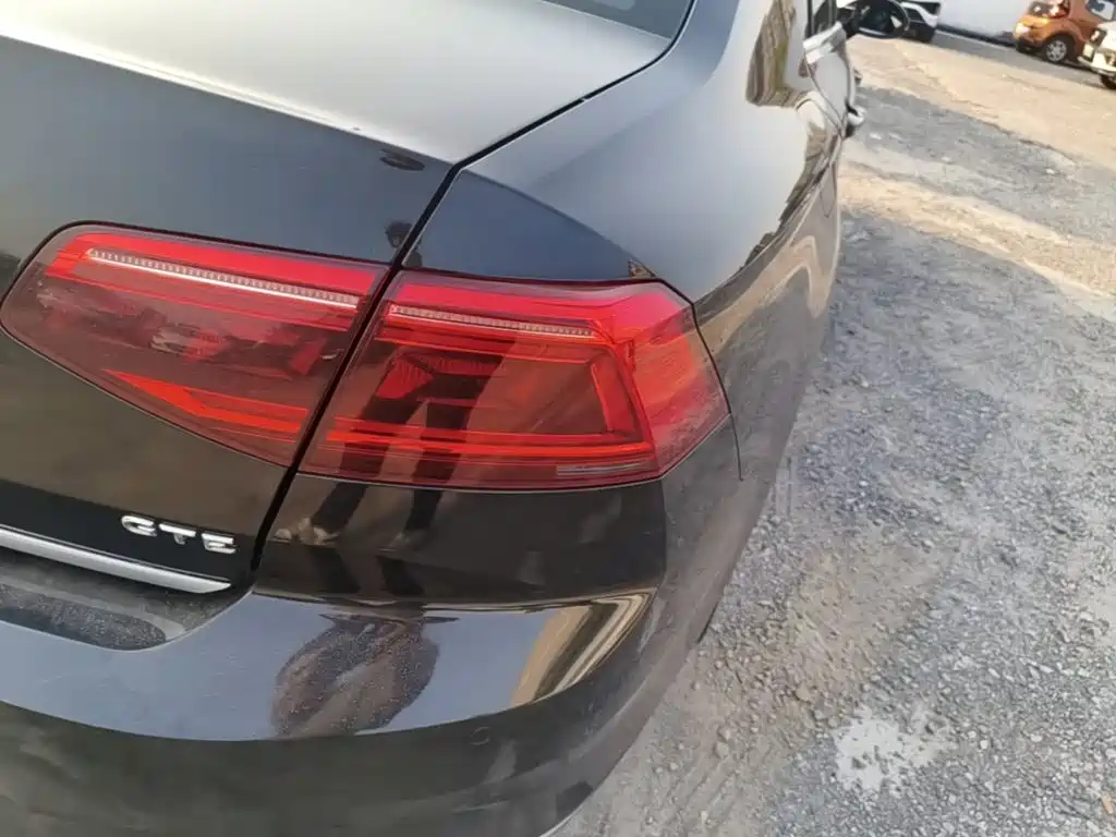Volkswagen Magotan PHEV — миниатюра 8