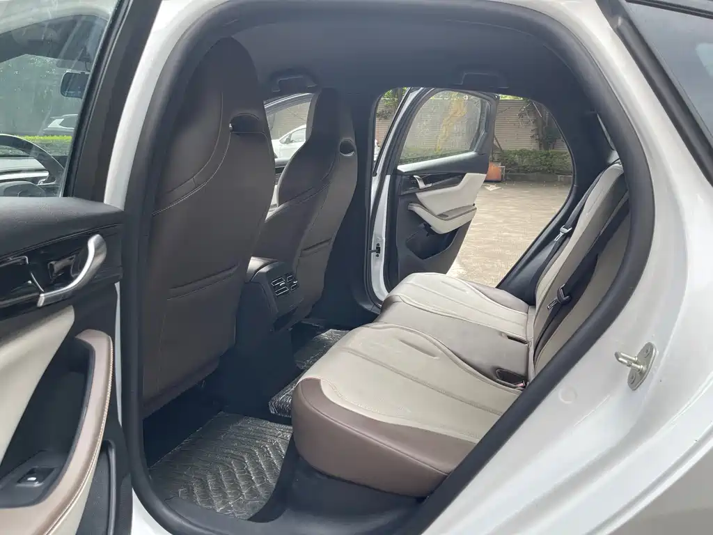 BYD Qin PLUS — миниатюра 10
