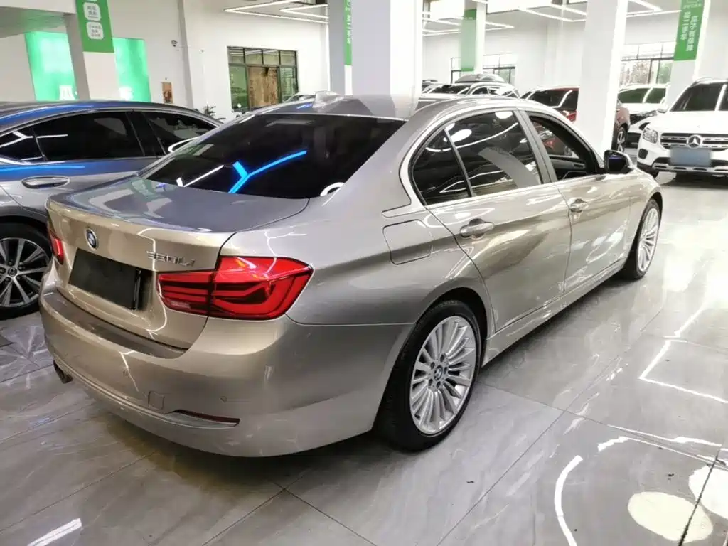 BMW 3 Series — миниатюра 7