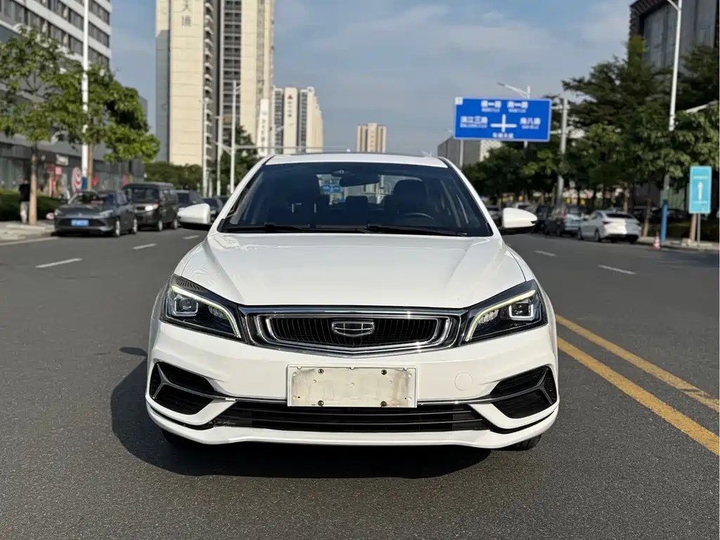 Geely Emgrand — миниатюра 2