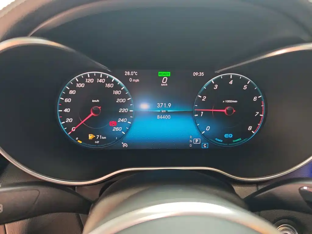 Mercedes-Benz C-Class — миниатюра 12