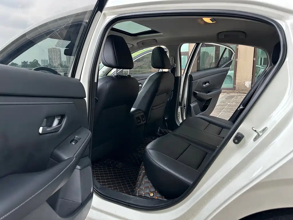 Nissan Sylphy — миниатюра 10