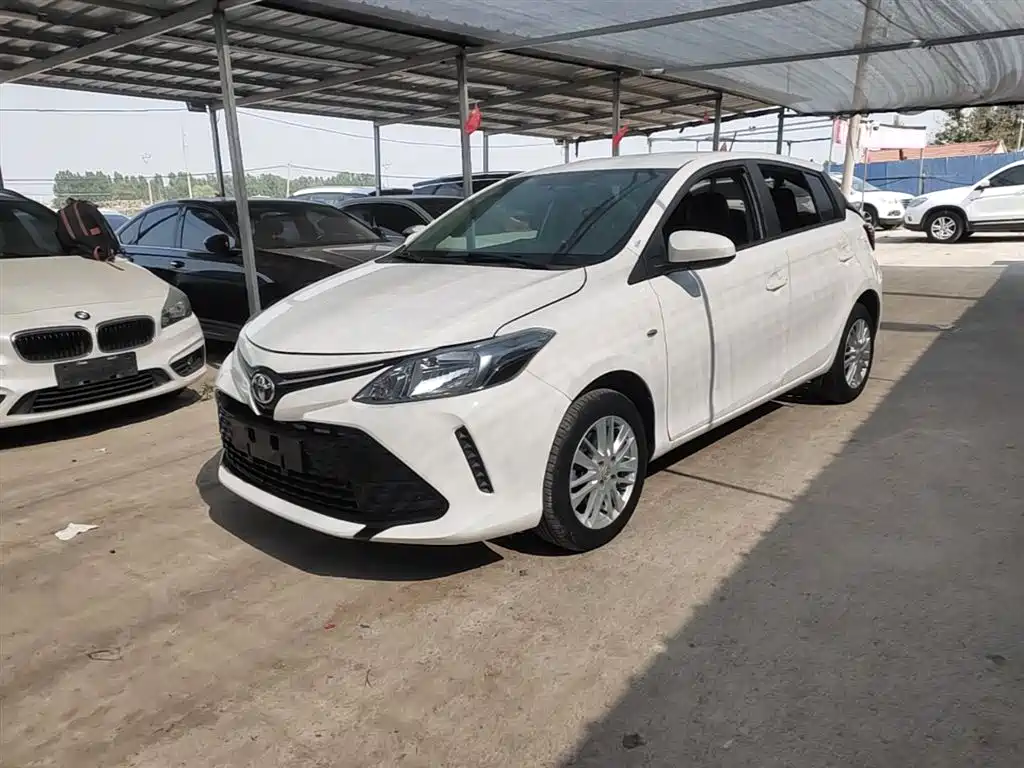 Купить Toyota Vios FS