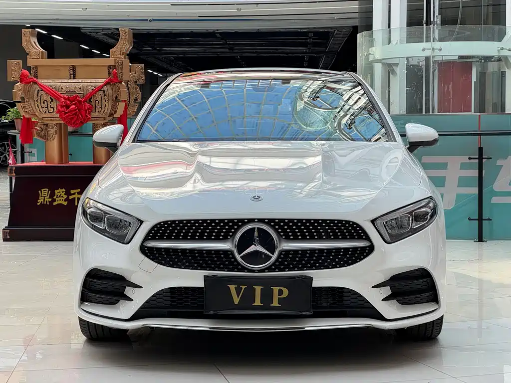 Mercedes-Benz A-Class — миниатюра 2