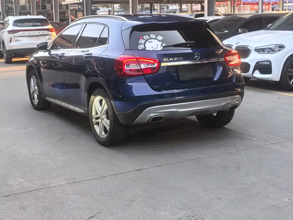 Mercedes-Benz GLA — миниатюра 9