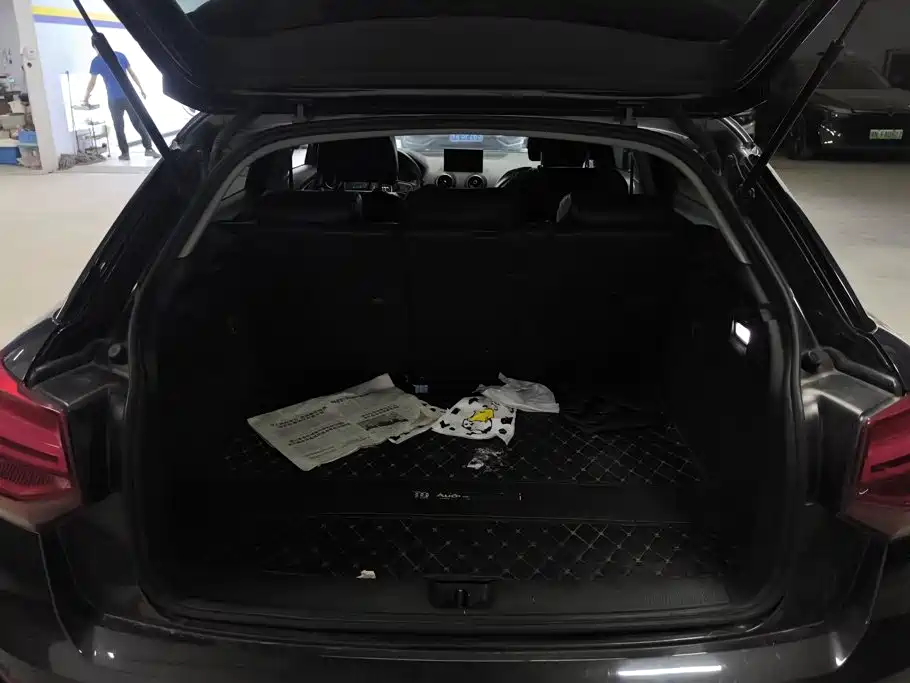 Audi Q2L — миниатюра 4