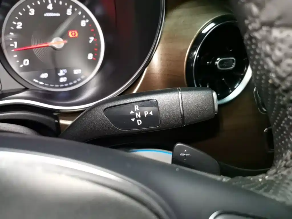 Mercedes-Benz V-Class — миниатюра 14