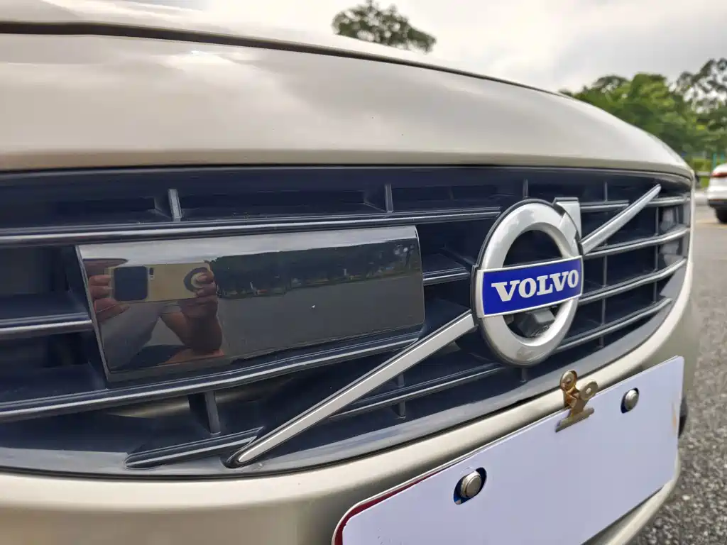 Volvo S60 — миниатюра 12