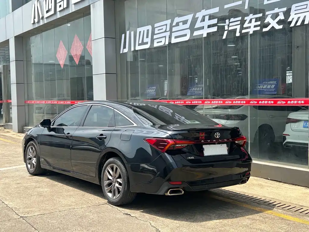 Toyota Avalon — миниатюра 5