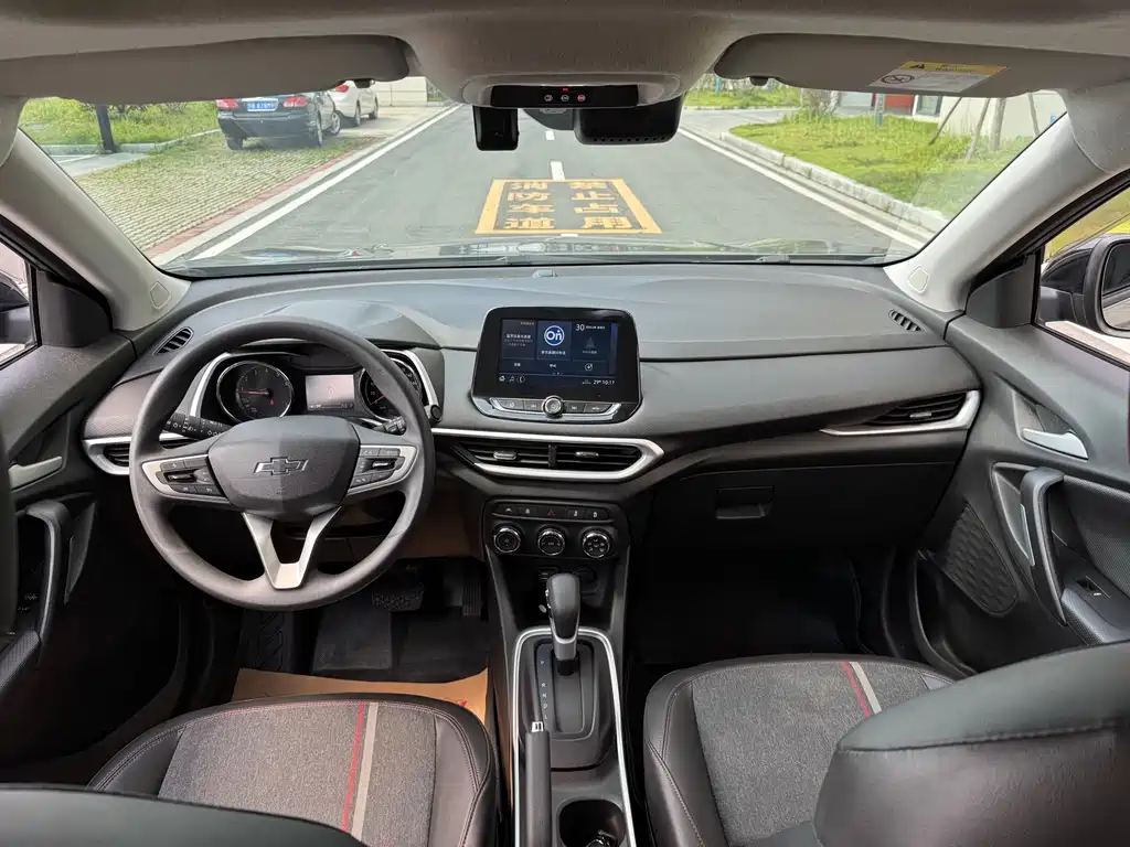Chevrolet Trax — миниатюра 9