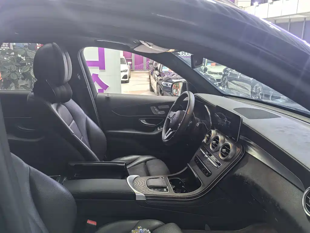 Mercedes-Benz GLC — миниатюра 3