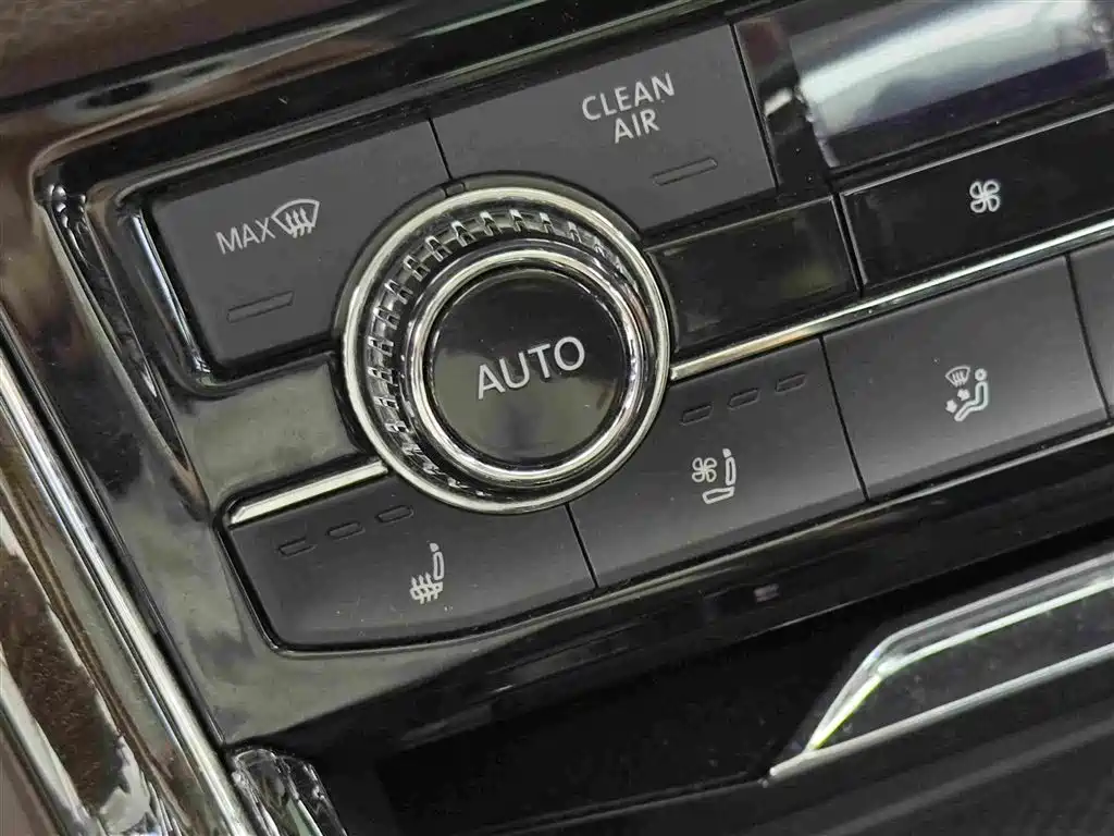 Volkswagen Phideon — миниатюра 17
