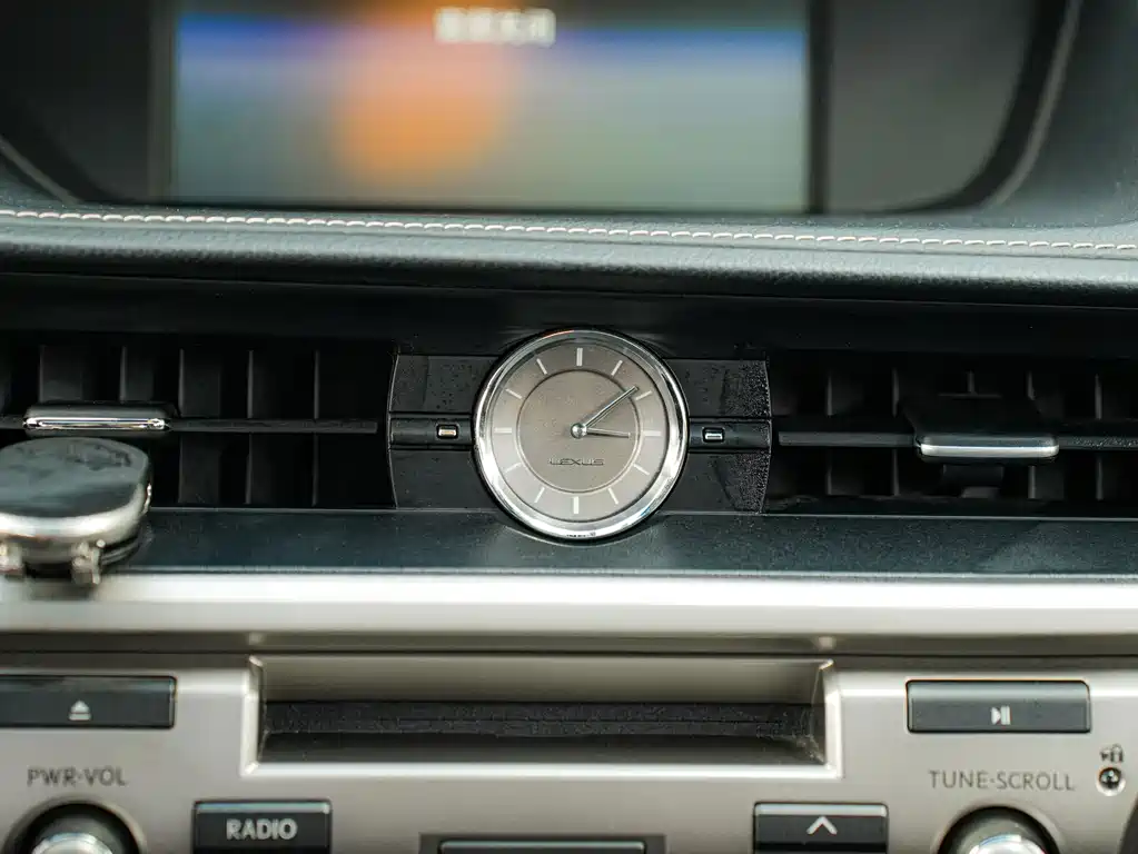 Lexus ES — миниатюра 18