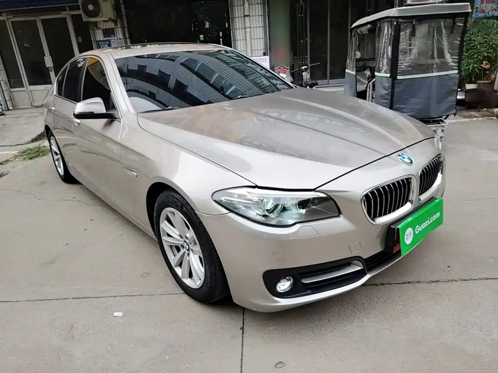 BMW 5 Series (Import) — миниатюра 4