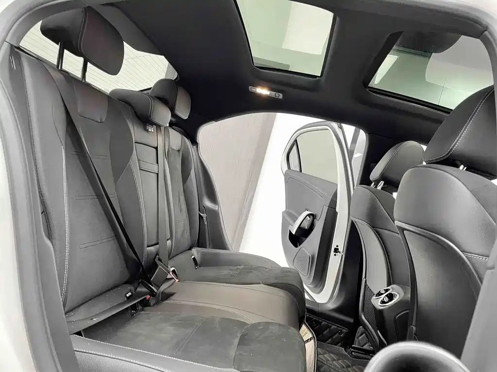 Mercedes-Benz A-Class — миниатюра 5