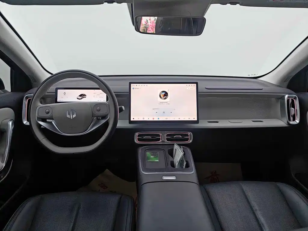 Leapmotor Leapmotor B01 — миниатюра 5