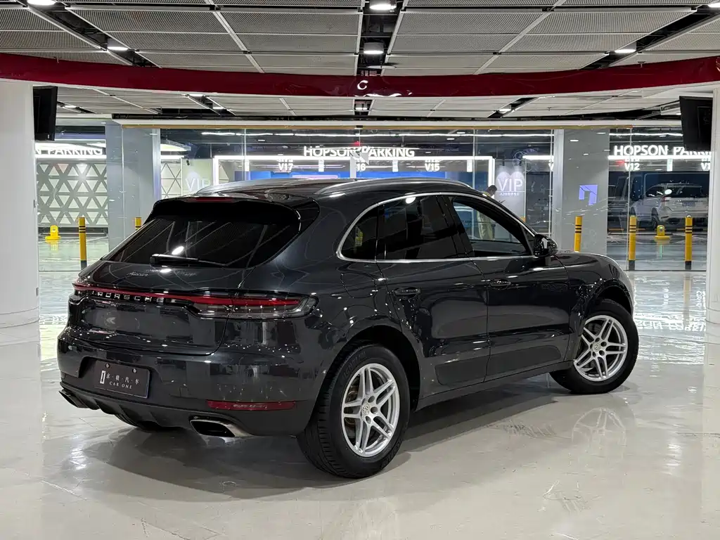 Porsche Macan — миниатюра 4