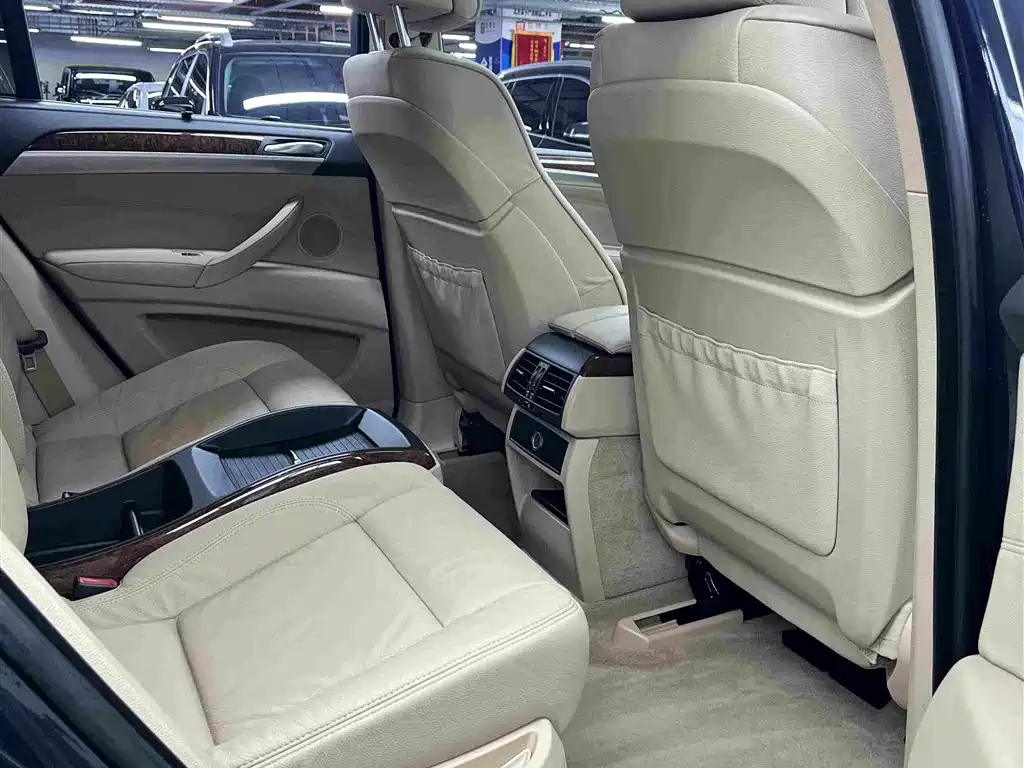 BMW X6 — миниатюра 11