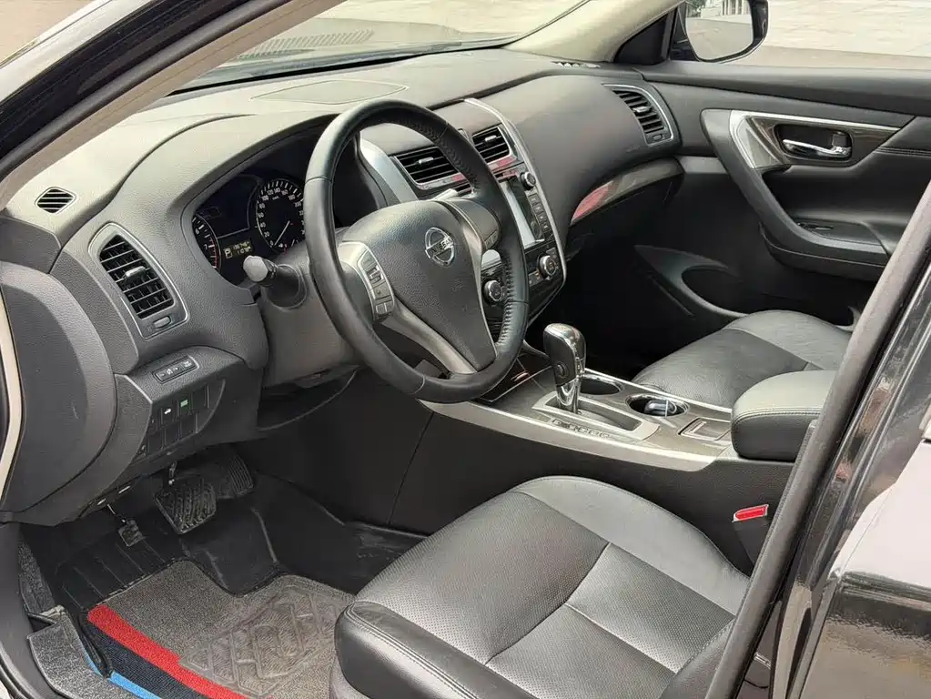 Nissan Teana — миниатюра 7