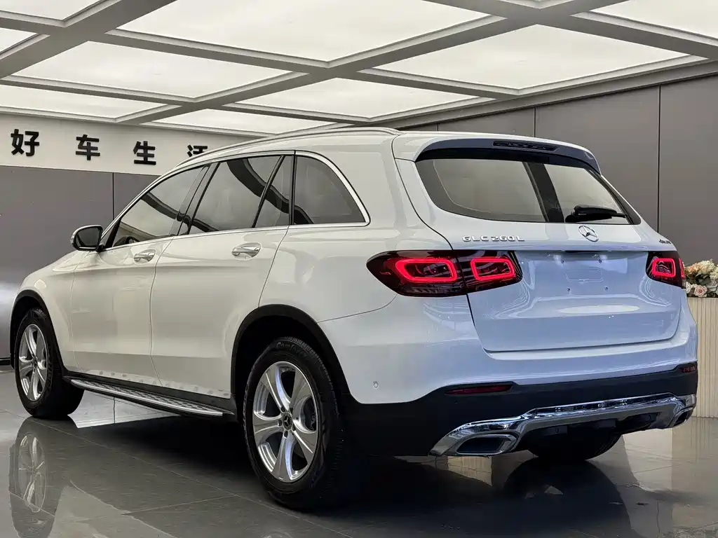 Mercedes-Benz GLC — миниатюра 10