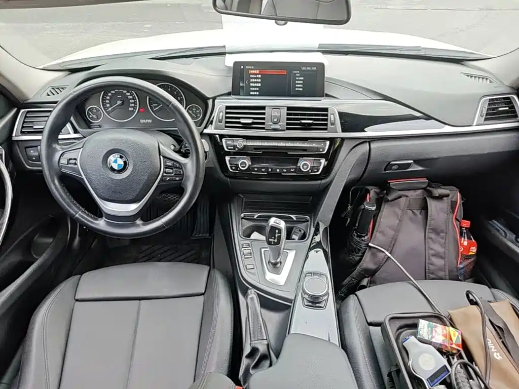 BMW 3 Series — миниатюра 14