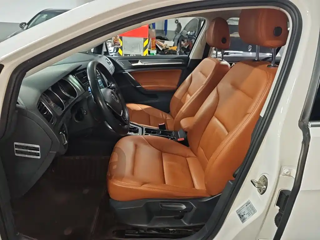Volkswagen Golf — миниатюра 15