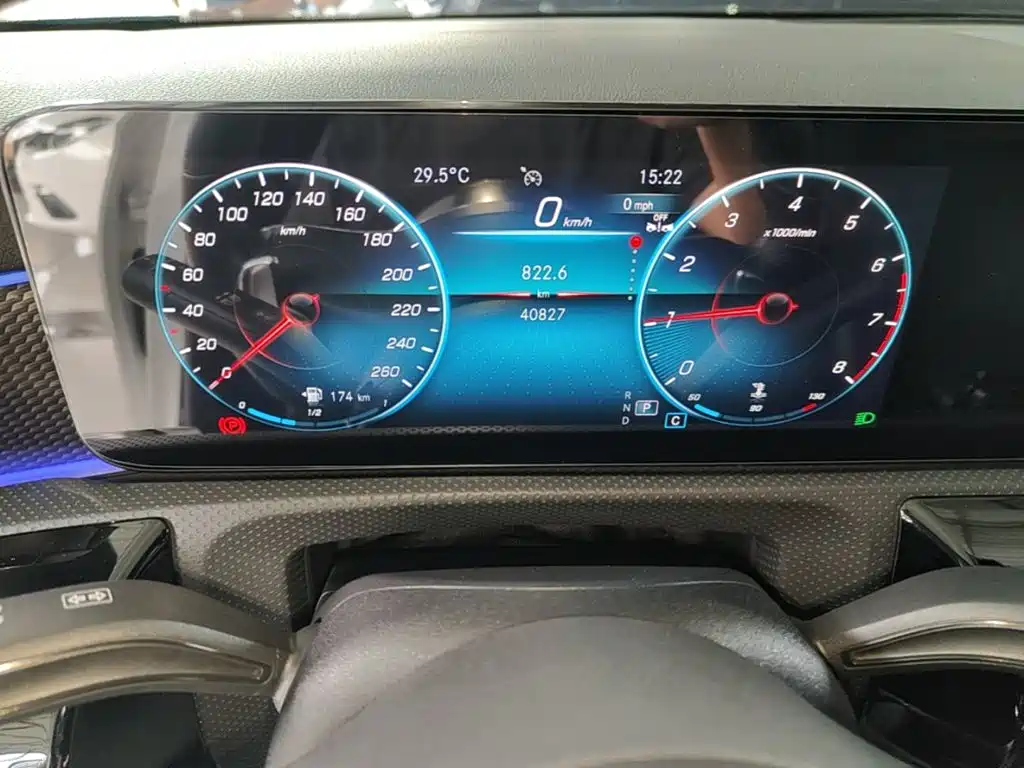 Mercedes-Benz A-Class — миниатюра 12
