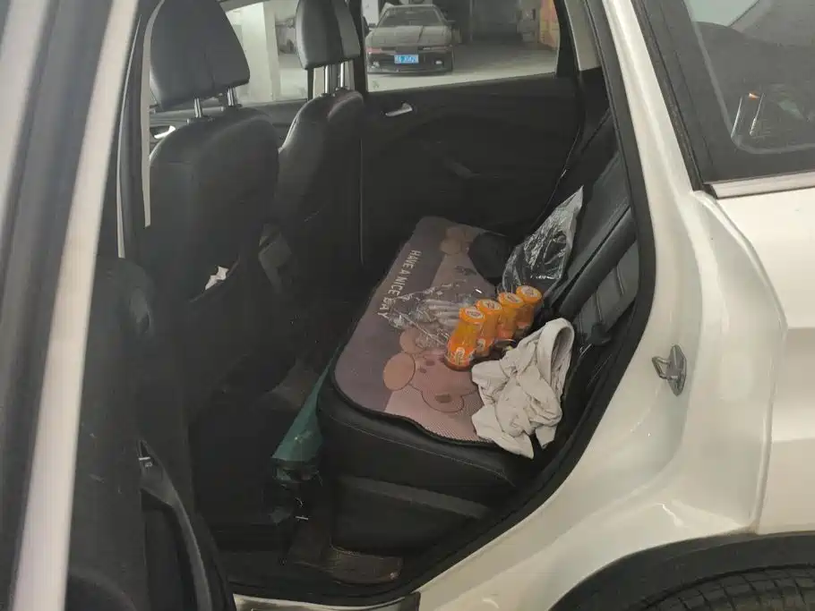 Ford Kuga — миниатюра 11