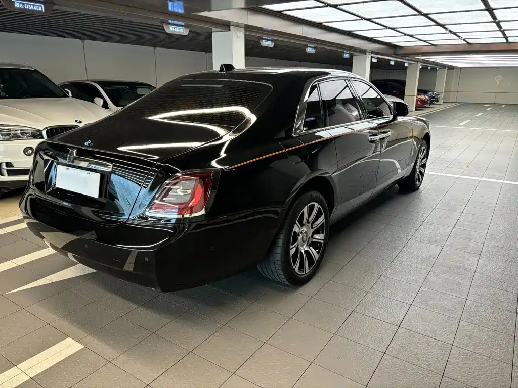 Rolls-Royce Ghost — миниатюра 2