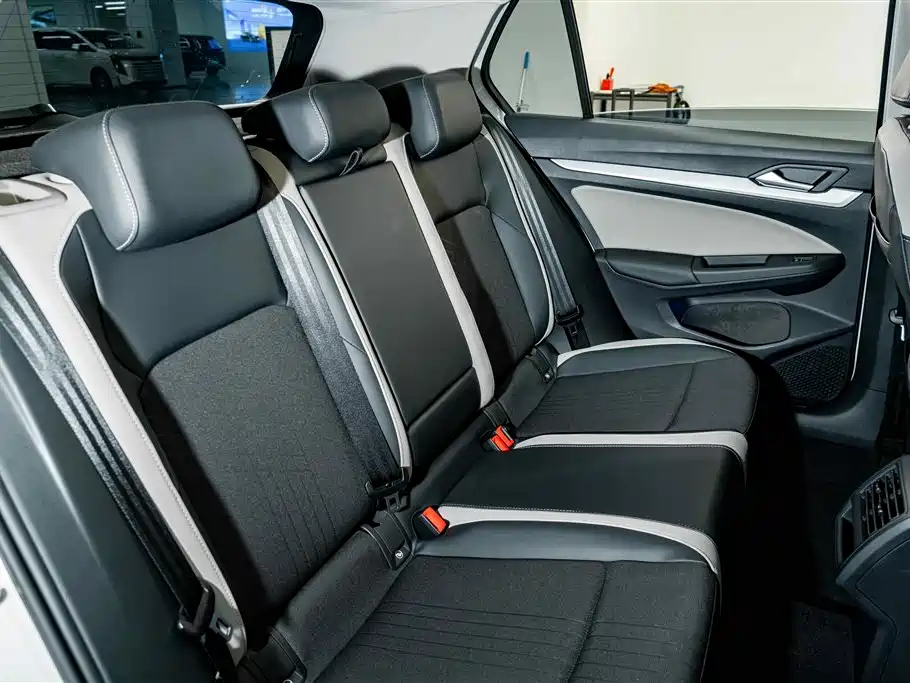 Volkswagen Golf — миниатюра 22