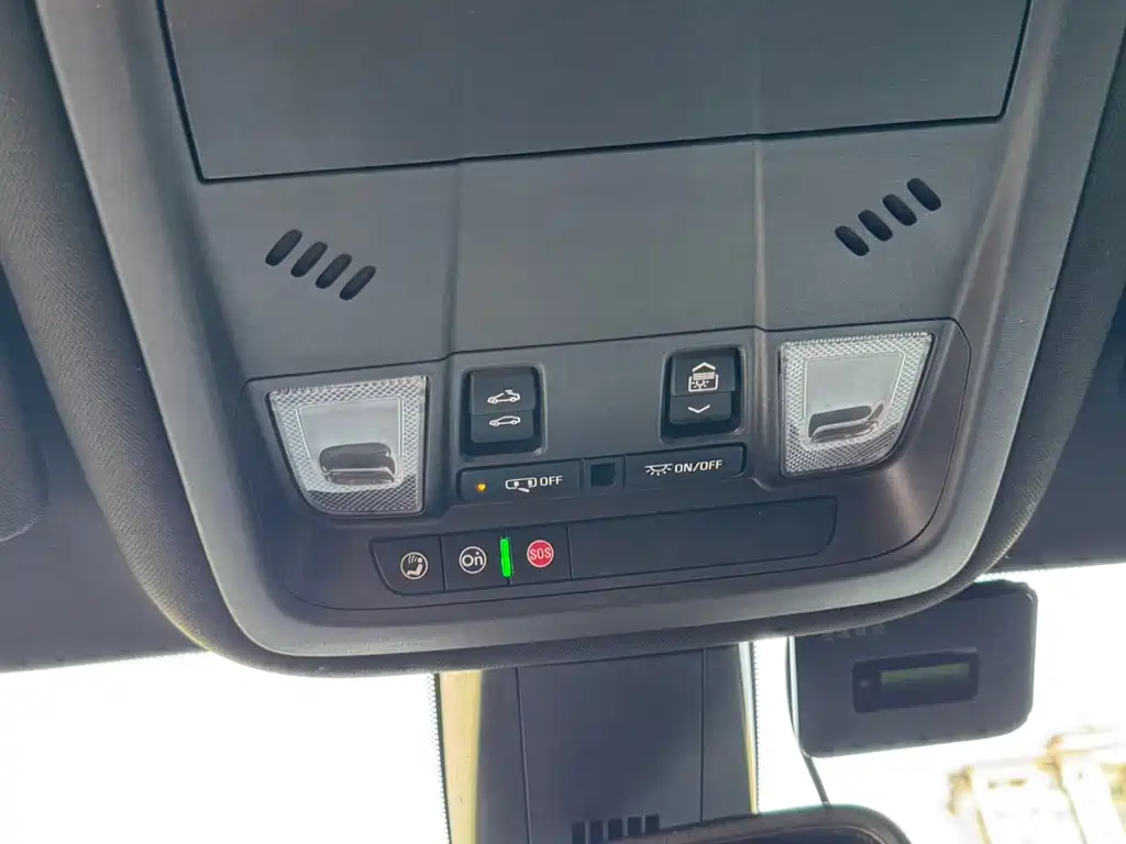 Cadillac XT6 — миниатюра 18