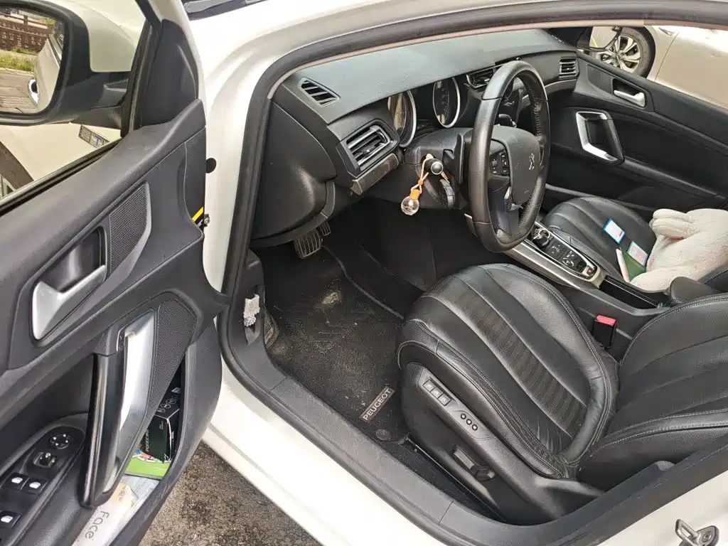 Peugeot 408 — миниатюра 14