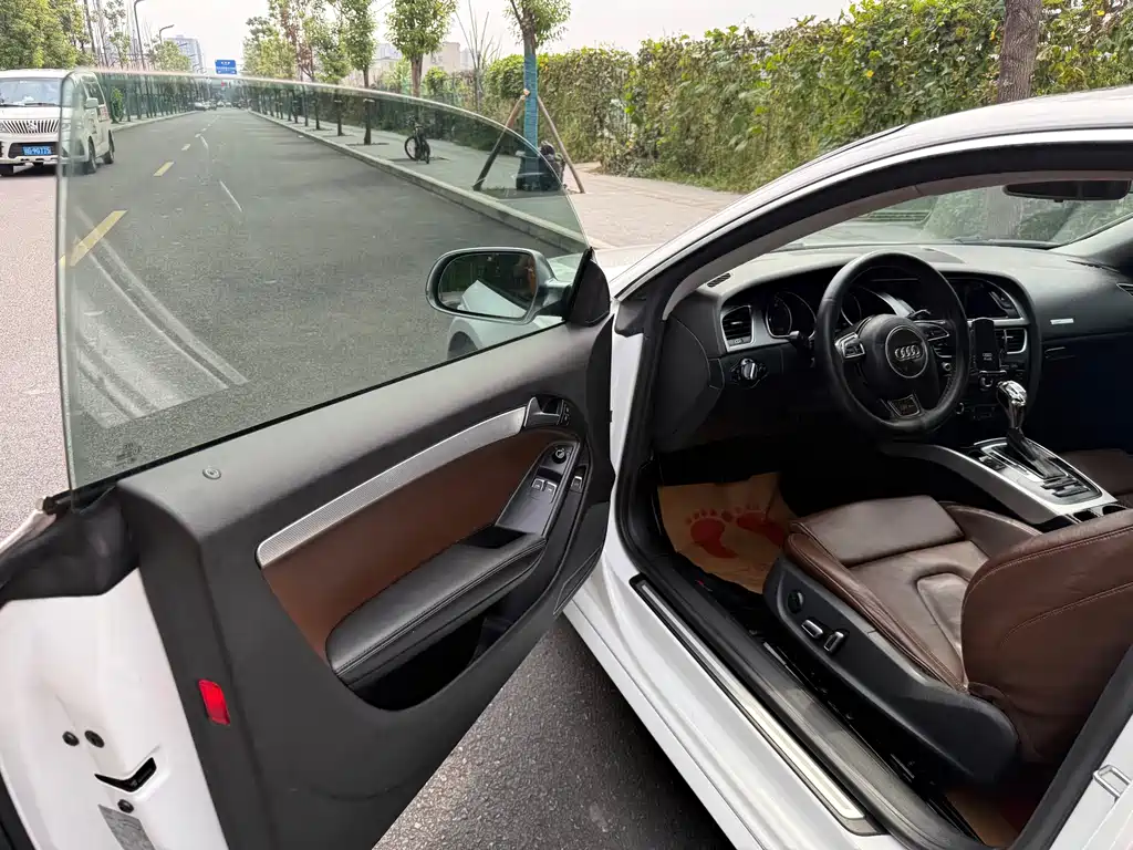 Audi A5 (Import) — миниатюра 8