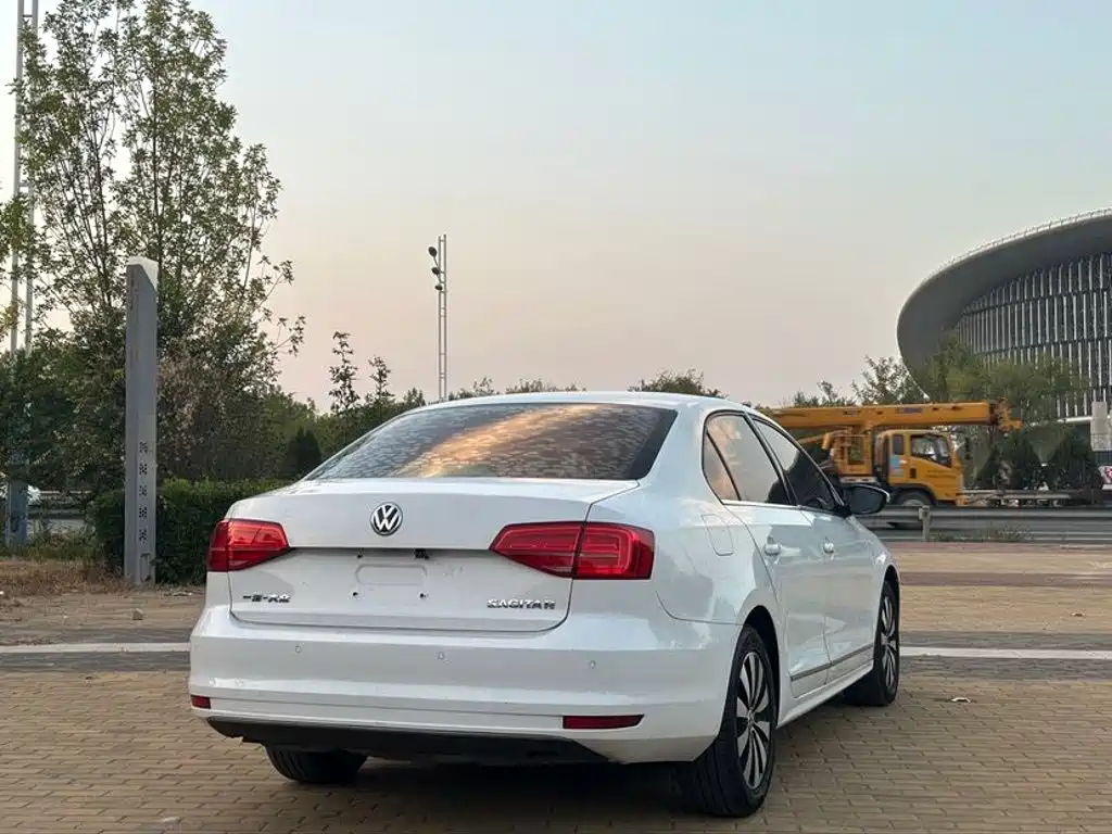 Volkswagen Sagitar — миниатюра 4