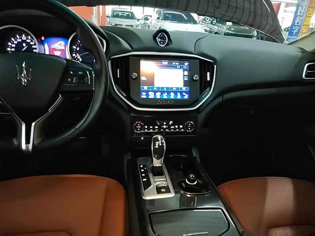 Maserati Ghibli — миниатюра 13