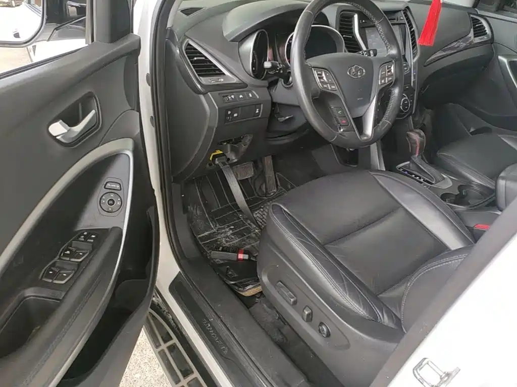 Hyundai Santa Fe — миниатюра 16
