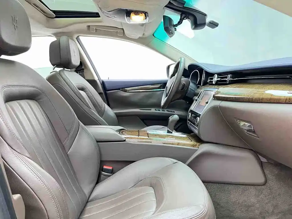 Maserati Quattroporte — миниатюра 11