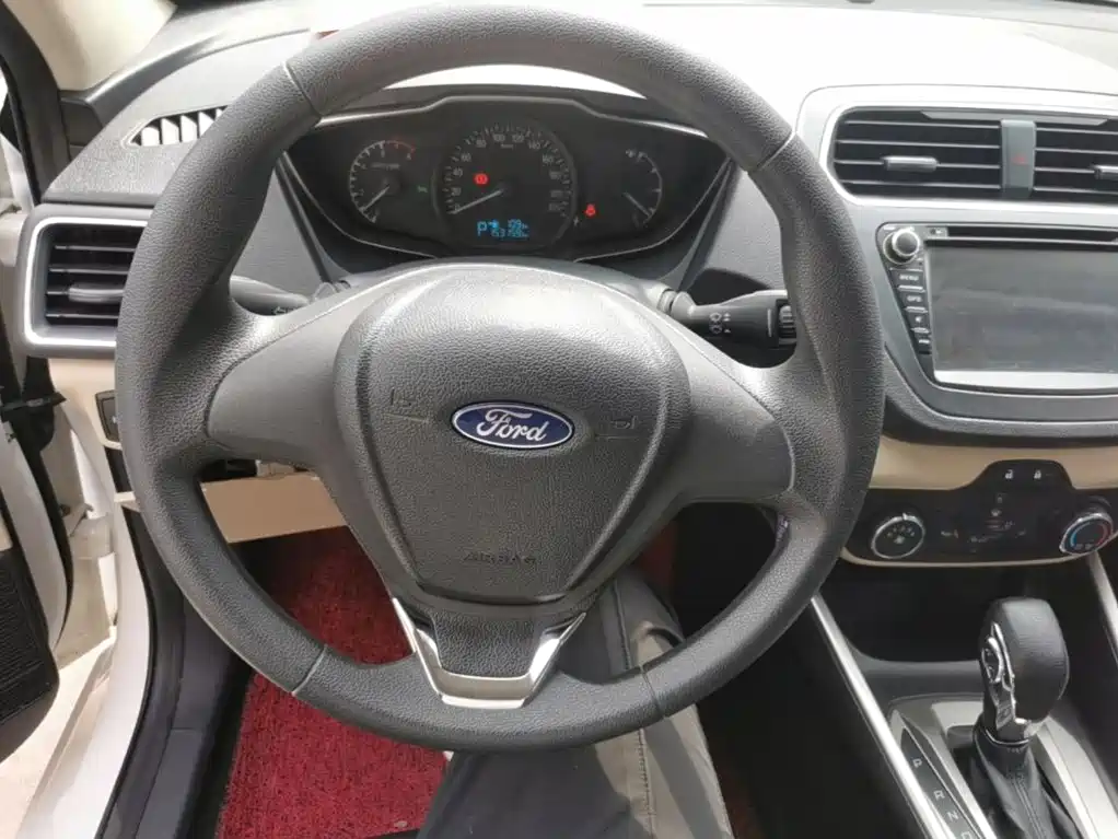 Ford Escort — миниатюра 11