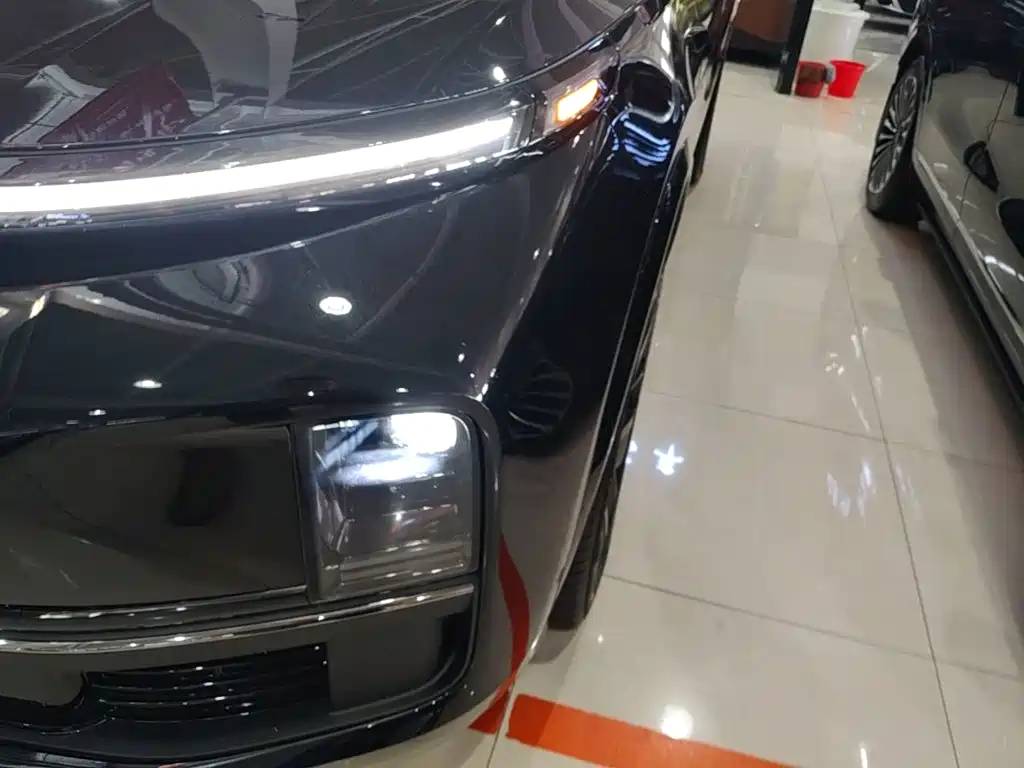 Li Auto Li L9 — миниатюра 24