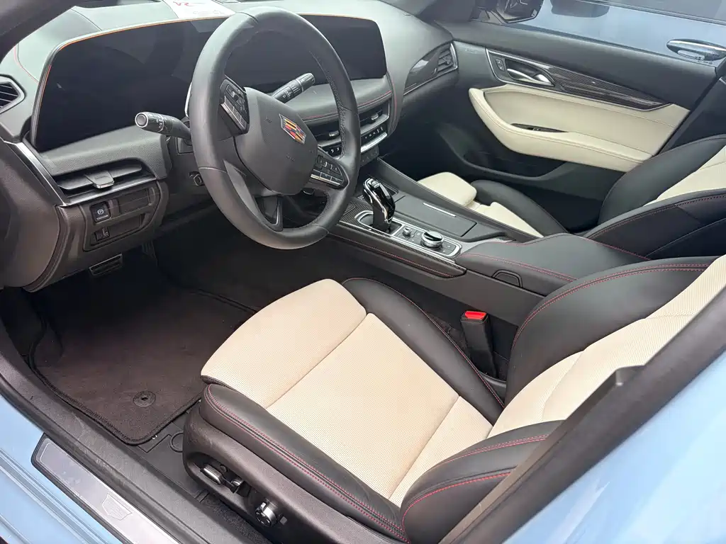Cadillac CT5 — миниатюра 8
