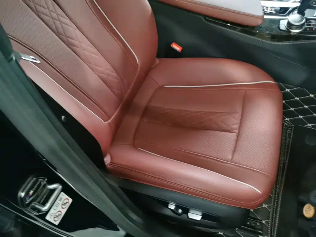 BMW 5 Series — миниатюра 25