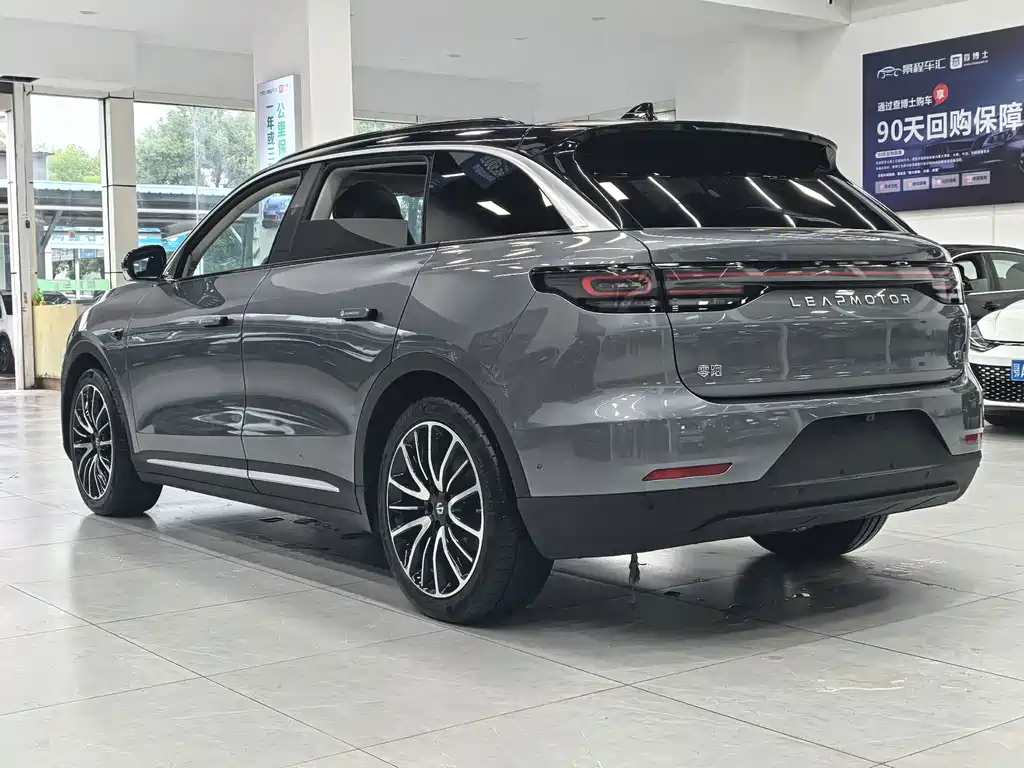 Leapmotor Leapmotor C11 — миниатюра 18