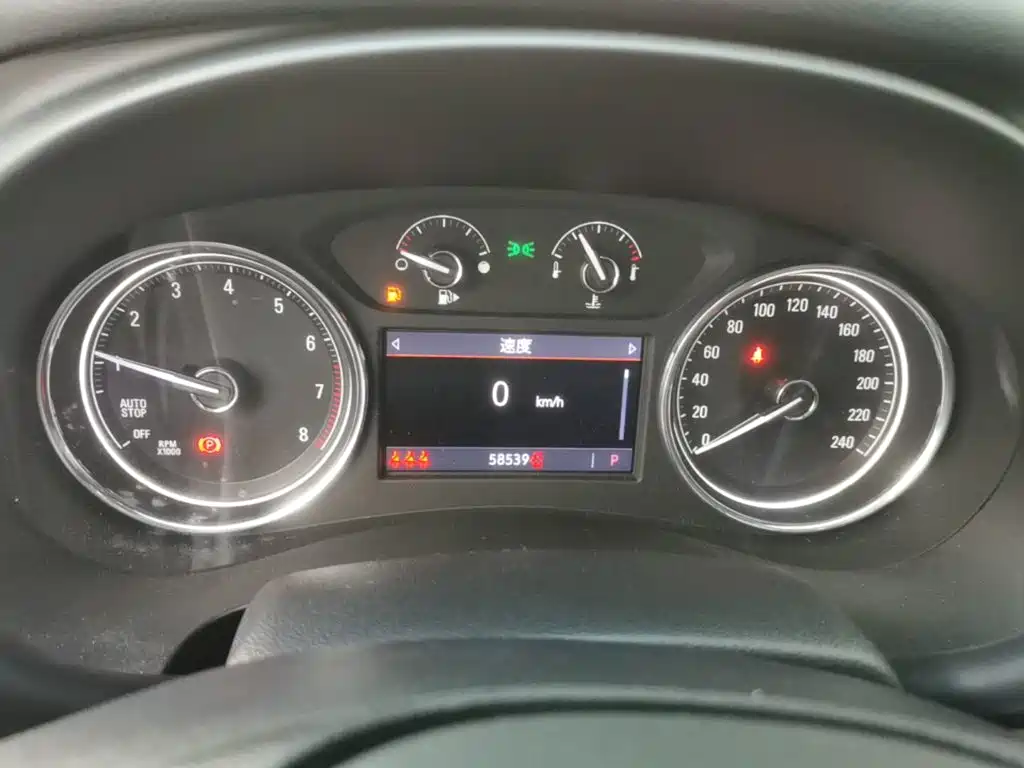 Buick LaCrosse — миниатюра 12